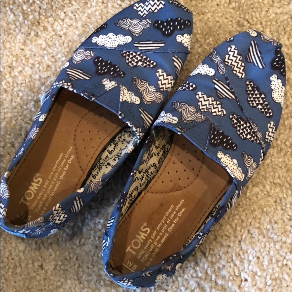 Toms shoes